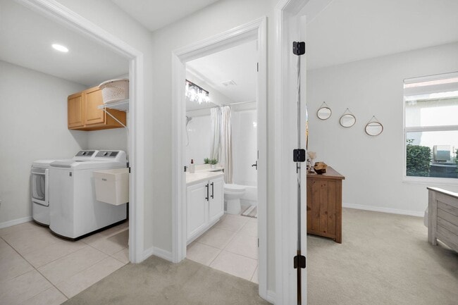 Building Photo - Fully Furnished 3 beds 3 bath Annual Rental with Private Heated Pool in Ventura Pelican Marsh