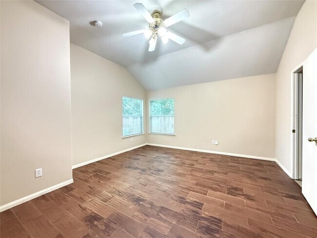 Building Photo - 12811 Mills Breeze Dr