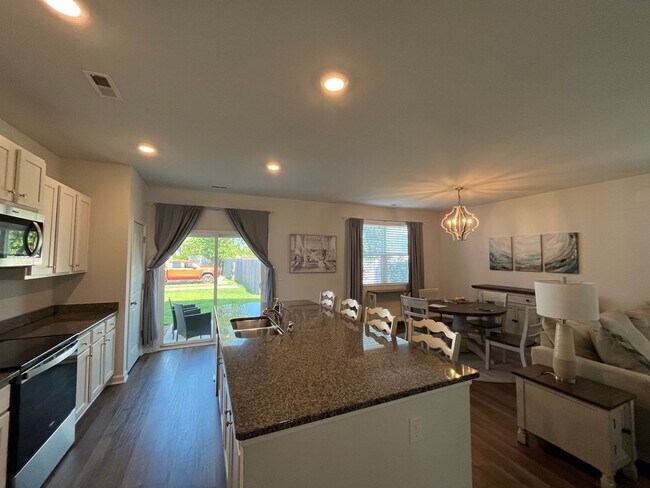 Building Photo - 1643 KIlldeer Ln