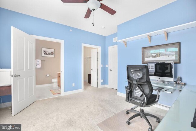 Building Photo - 568 Marina Landing Ln