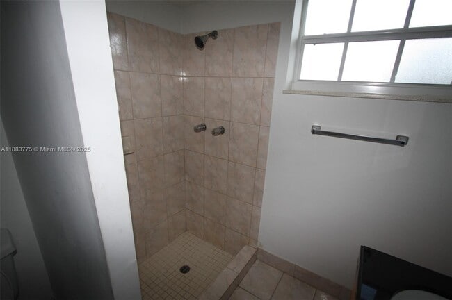 Building Photo - 6737 Pansy Dr
