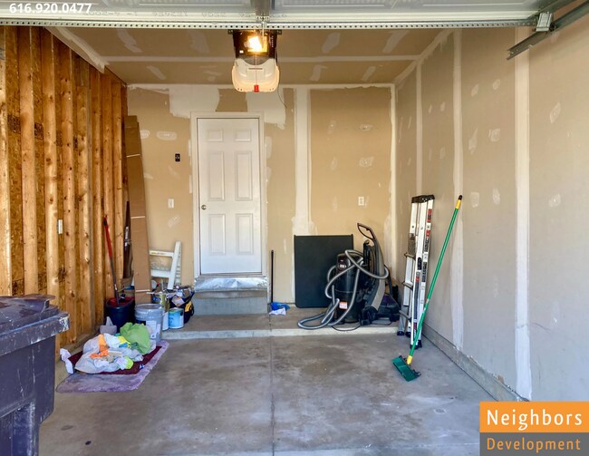 Building Photo - 5425 Rivertown Cir SW
