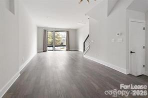 Building Photo - 1212 Minter Pl