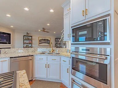 Building Photo - 164B Aquatic View Way