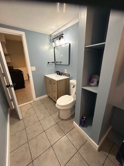 Bathroom - 11 Pine St
