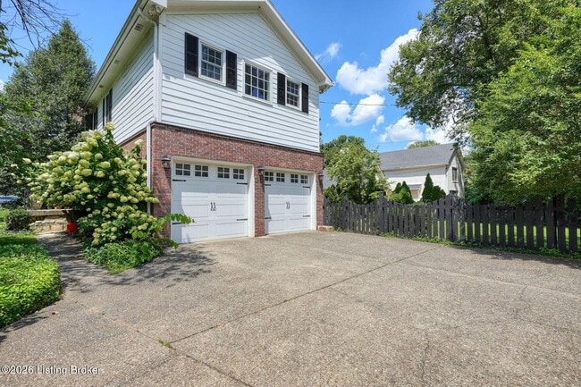 Building Photo - 12 Westwind Rd