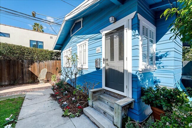 Building Photo - 647-659 California Ave.-651
