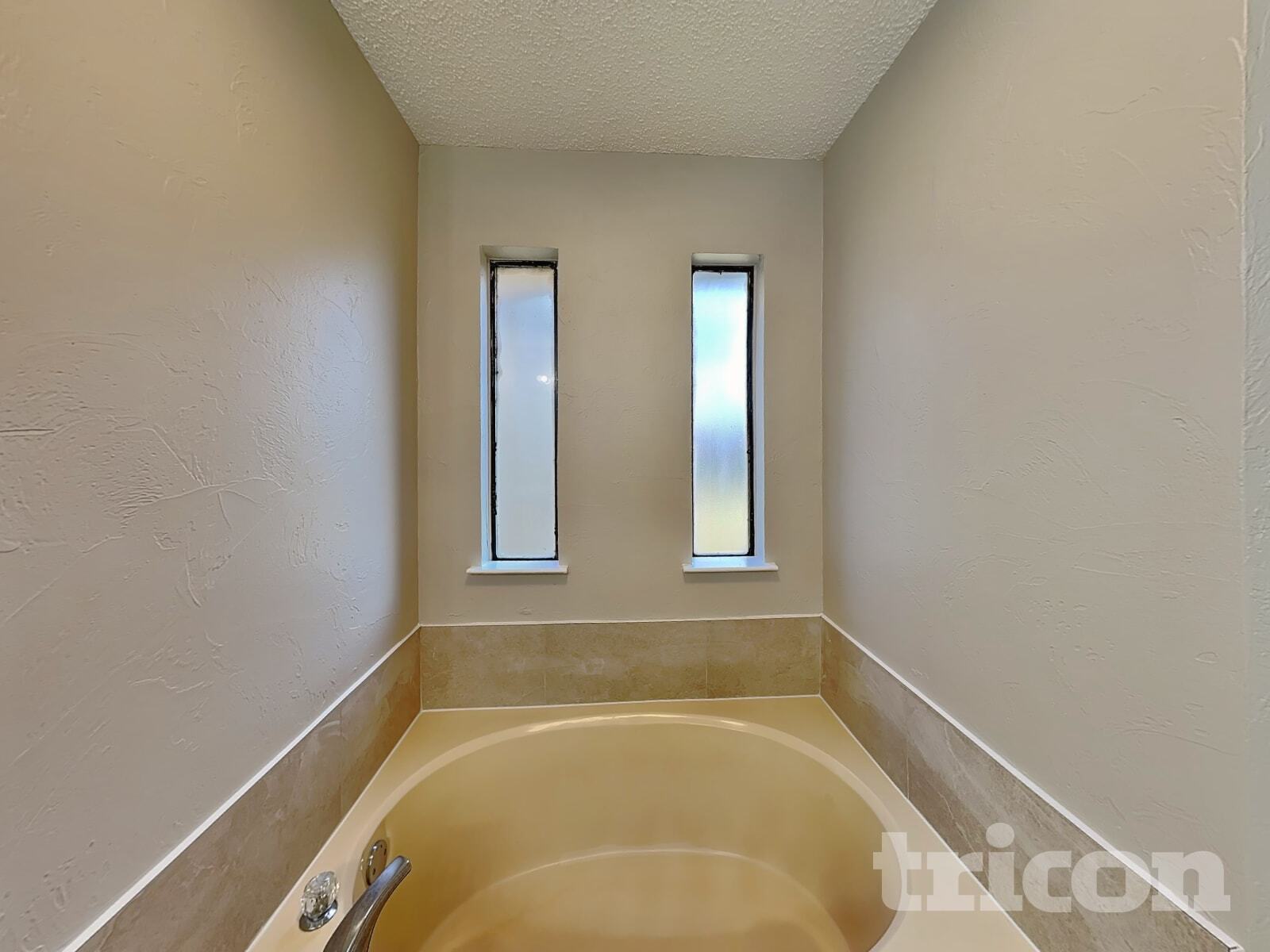 Building Photo - 6211 Minuteman Ln