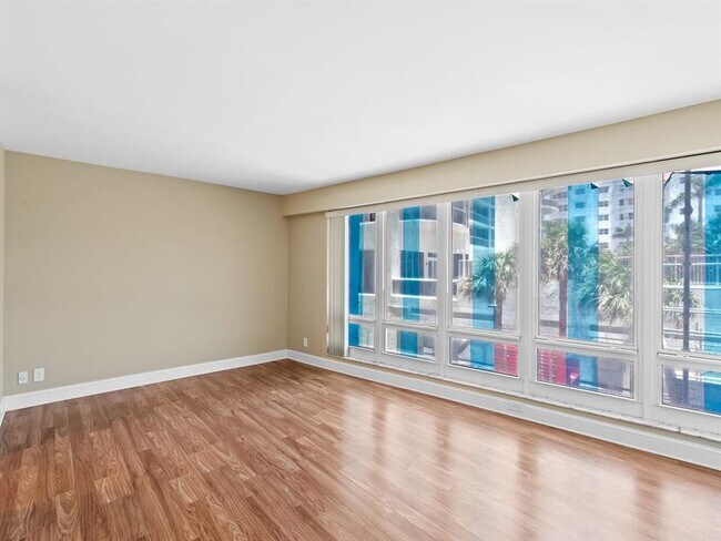 Building Photo - 4100 Galt Ocean Dr