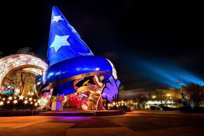 Building Photo - 9016 Sommerset Hills Dr