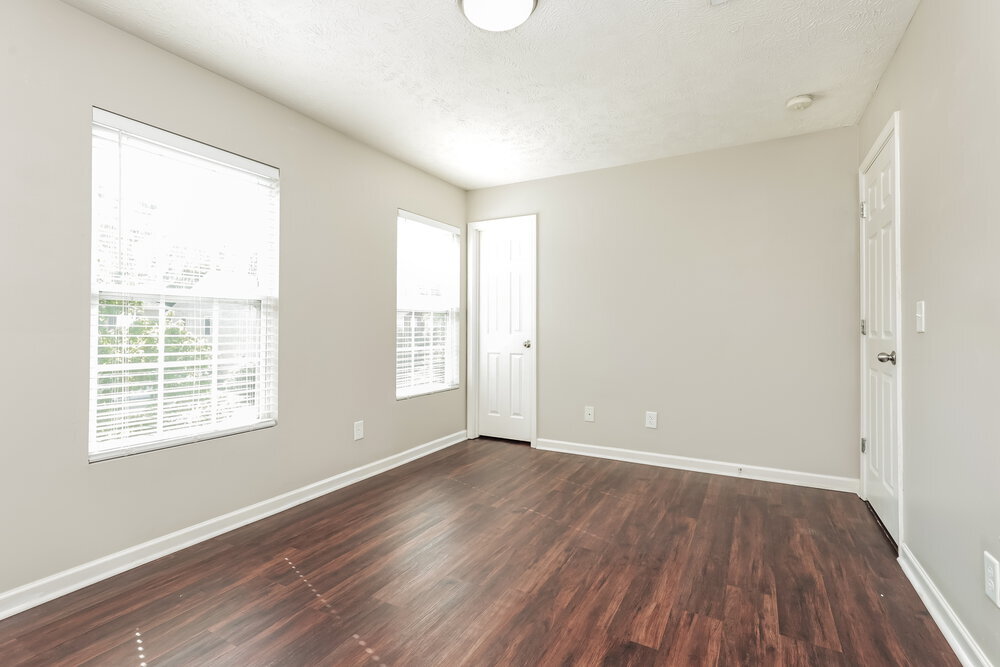 Building Photo - 227 Elderberry Way