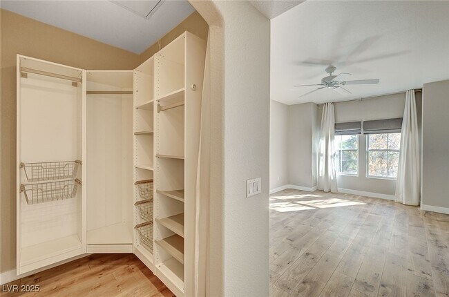 Building Photo - 11835 Portina Dr