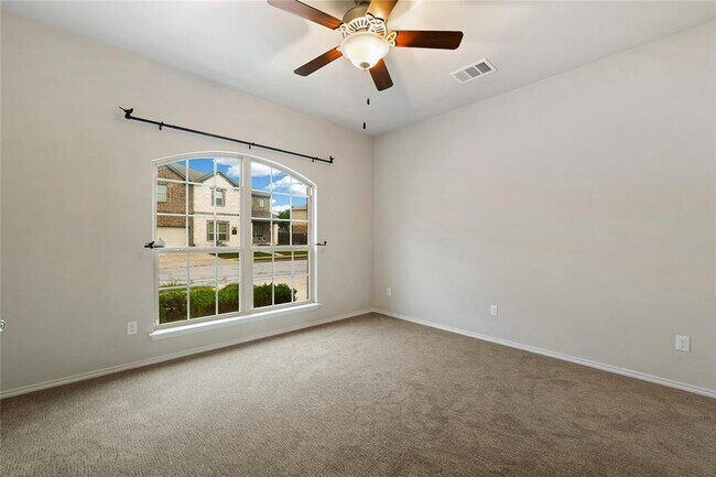 Building Photo - 16920 John Michael Dr