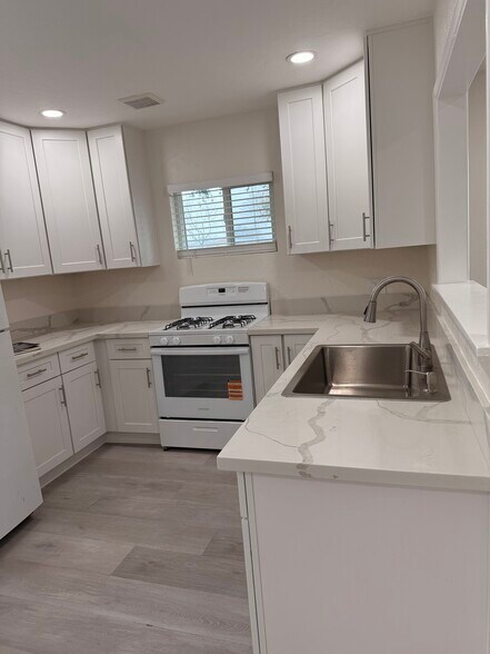 Building Photo - 2904 N 1st St