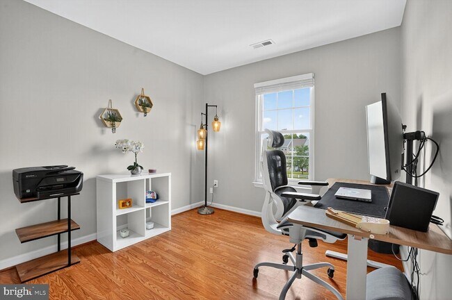 Building Photo - 11082 Clovertree Ct