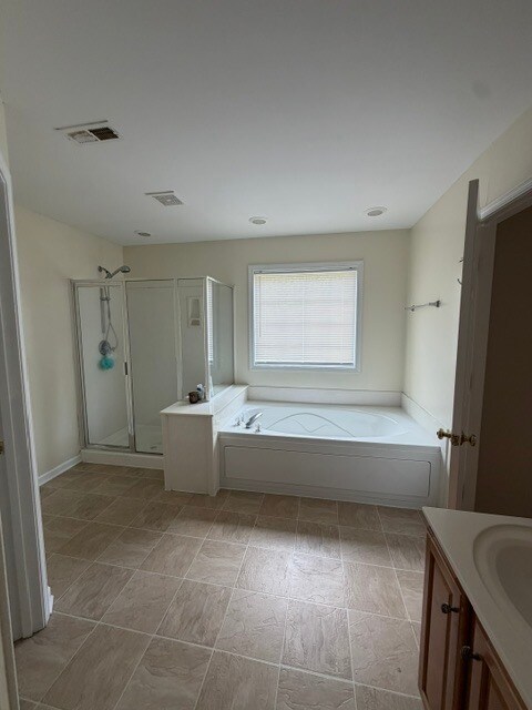 Building Photo - 17239 Knoxwood Dr