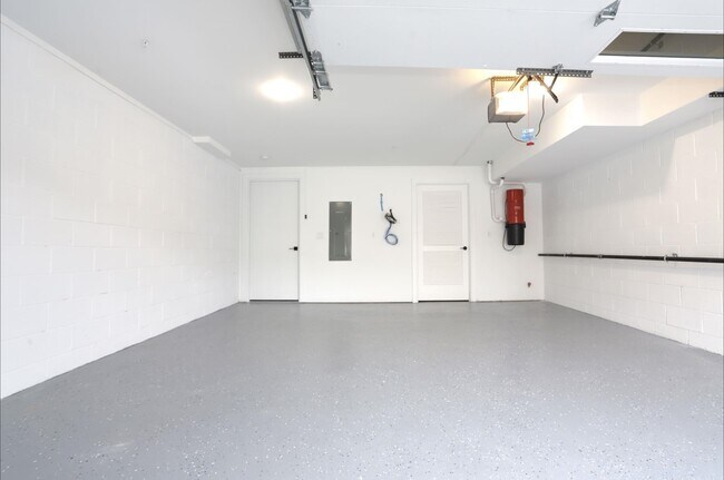 Building Photo - 279 Lafayette Ave