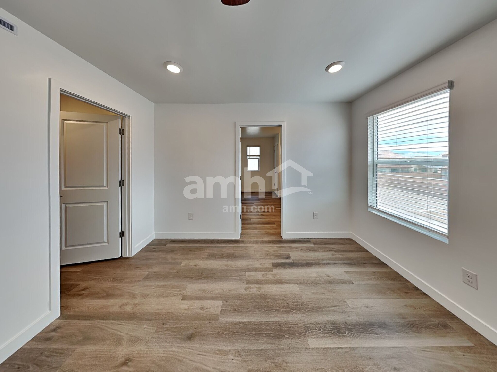 Building Photo - 7399 S Paseo Monte de Oro