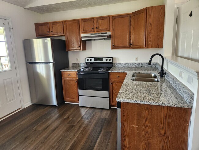 Building Photo - 108 Quail Ridge Cir
