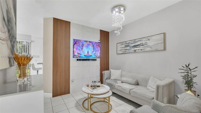 Building Photo - 2342 SE 10th St