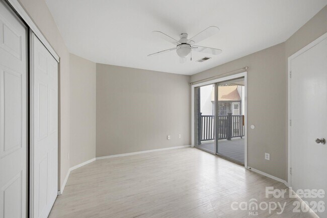 Building Photo - 18841 Vineyard Point Ln