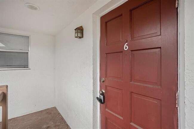 Building Photo - 493 NW 43rd St