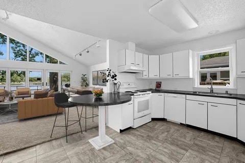 kitchen - 218 Shore Acres Rd