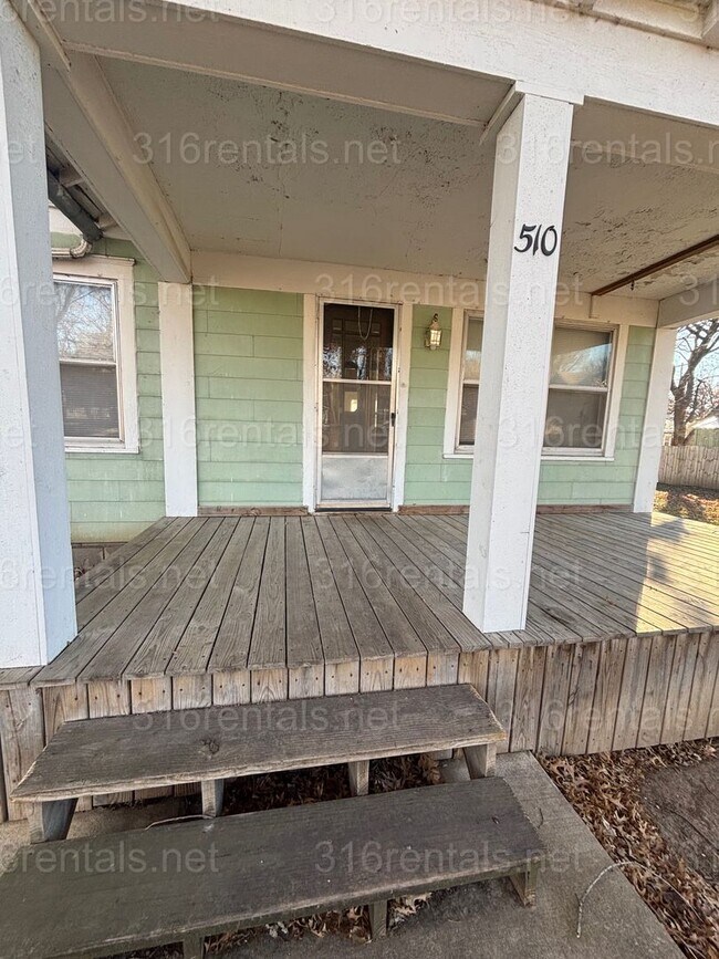 Building Photo - 510 N Taylor St