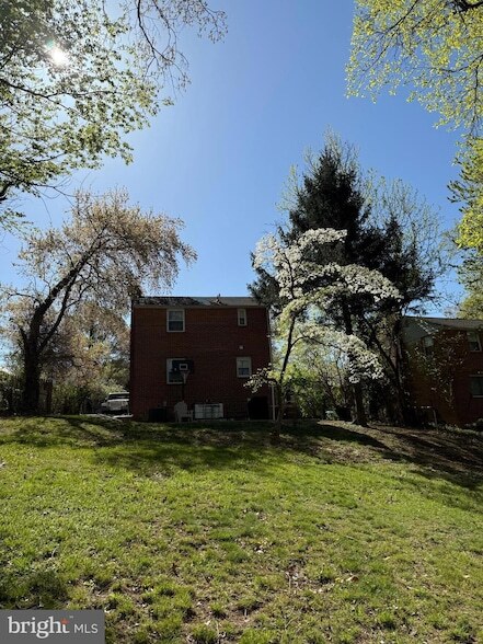 Building Photo - 7308 15th Pl