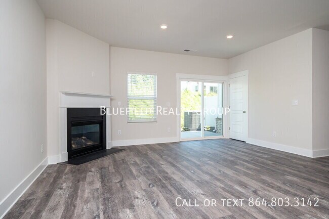 Building Photo - 69 Galley Ln