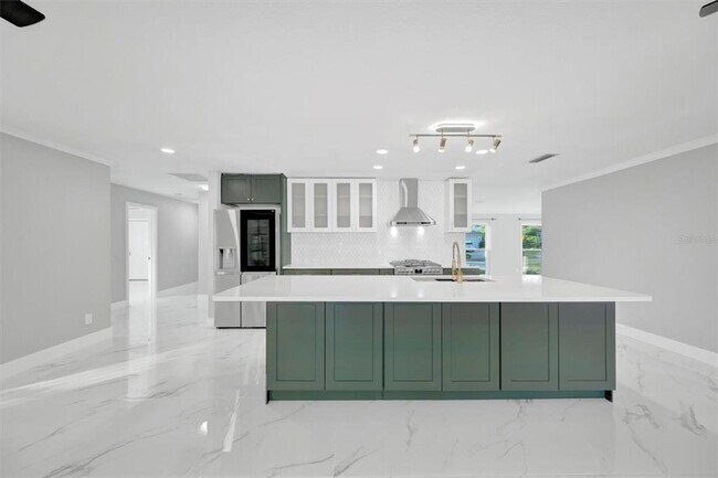 Building Photo - 5215 Denver St NE