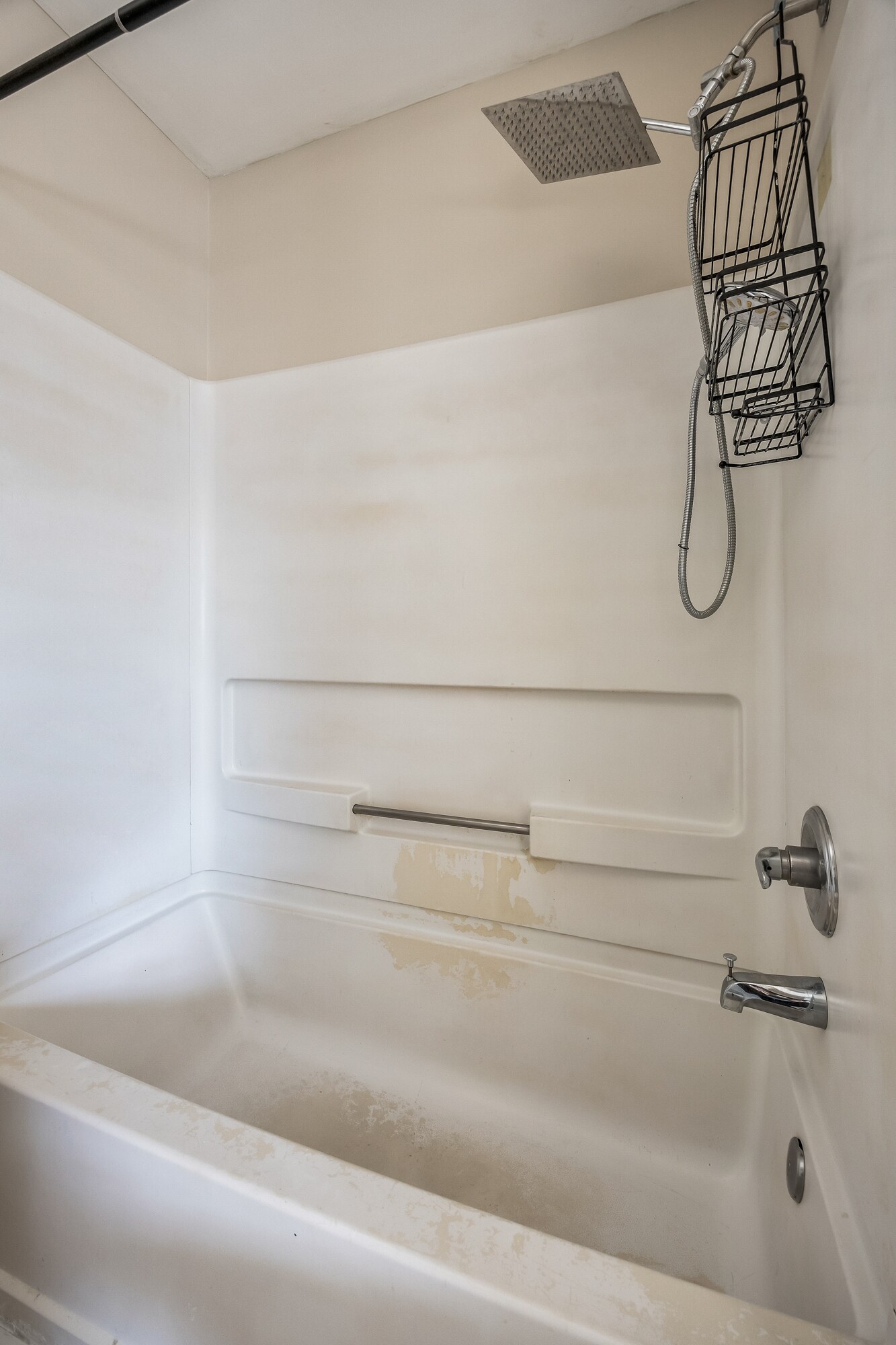 Building Photo - 49 Grant Ln