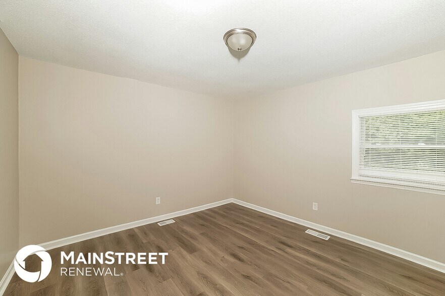 Building Photo - 162 Dober Ct