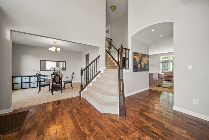 Building Photo - 10599 Geist View Dr