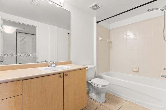 Building Photo - 1919 Van Buren St