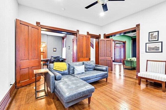 Building Photo - 1187 S High St