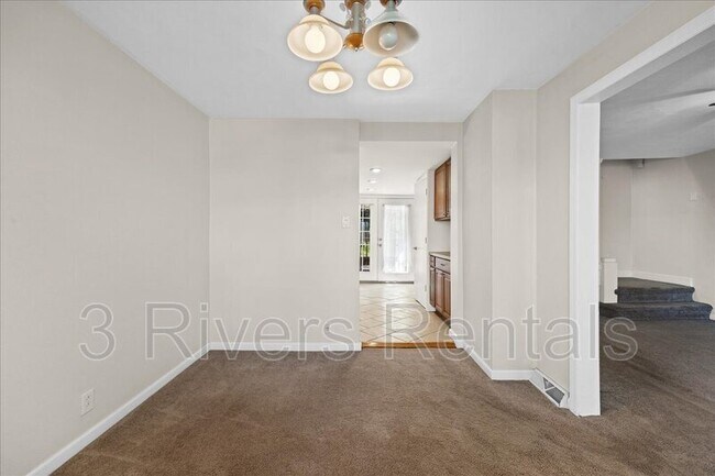 Building Photo - 1339 Rutherford Ave