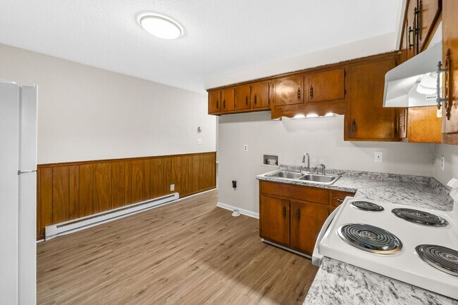 Building Photo - 110 Tandy Dr