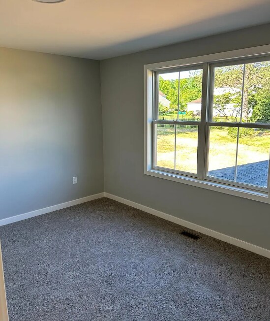 Building Photo - 120 Hart Ln