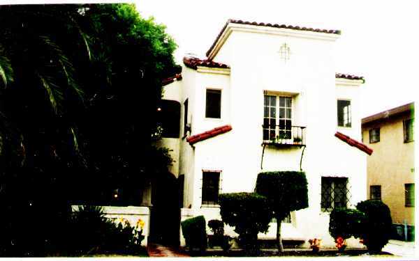 Building Photo - 8714 W Olympic Blvd
