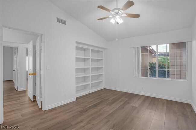 Building Photo - 164 Cloudcrest Dr