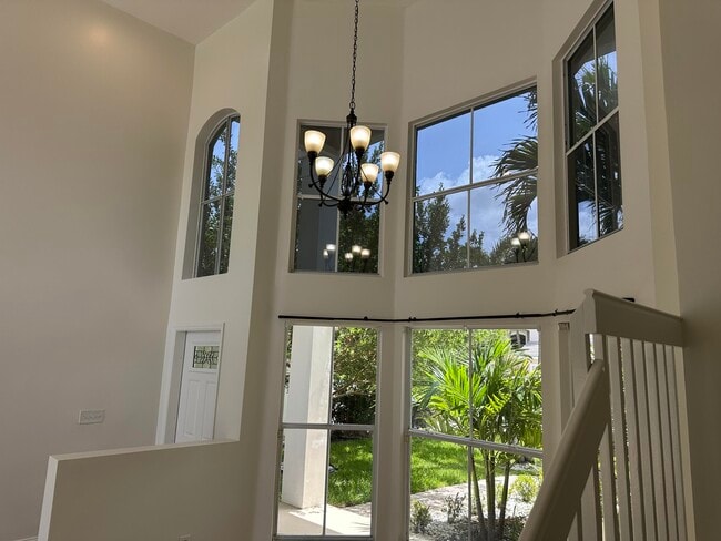 Building Photo - 5220 NW 53rd Ave