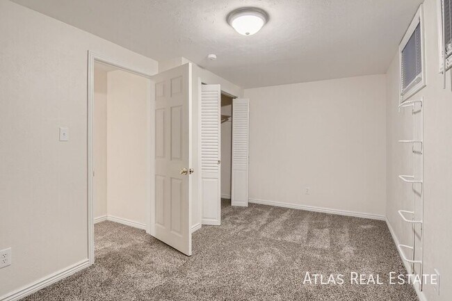 Building Photo - 7240 Roaring Spring Terrace