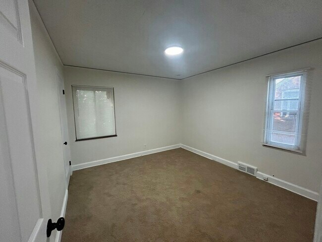 Building Photo - 9585 Terry St