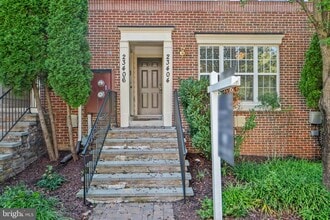 Building Photo - 23404 Rainbow Arch Dr