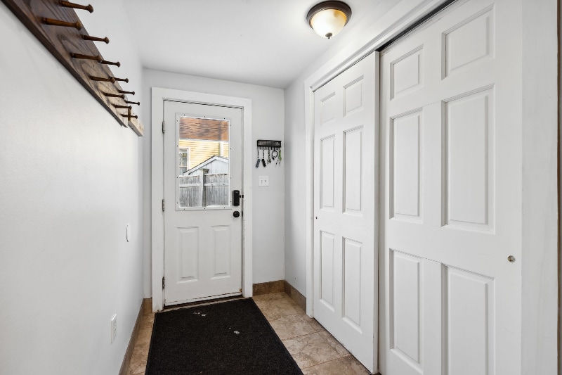 Building Photo - 103 Gray St