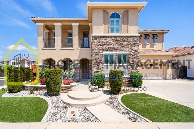 Building Photo - Stunning Custom 5-Bedroom, 3-Bath Home in ...