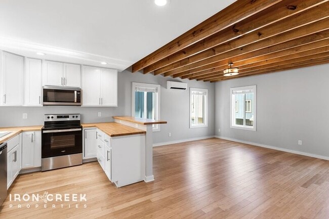 Building Photo - 52 W Cascade St