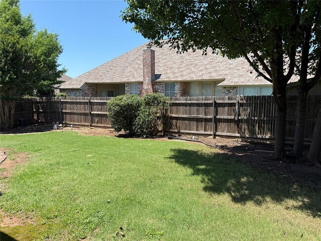 Building Photo - 4205 NW 146th Terrace