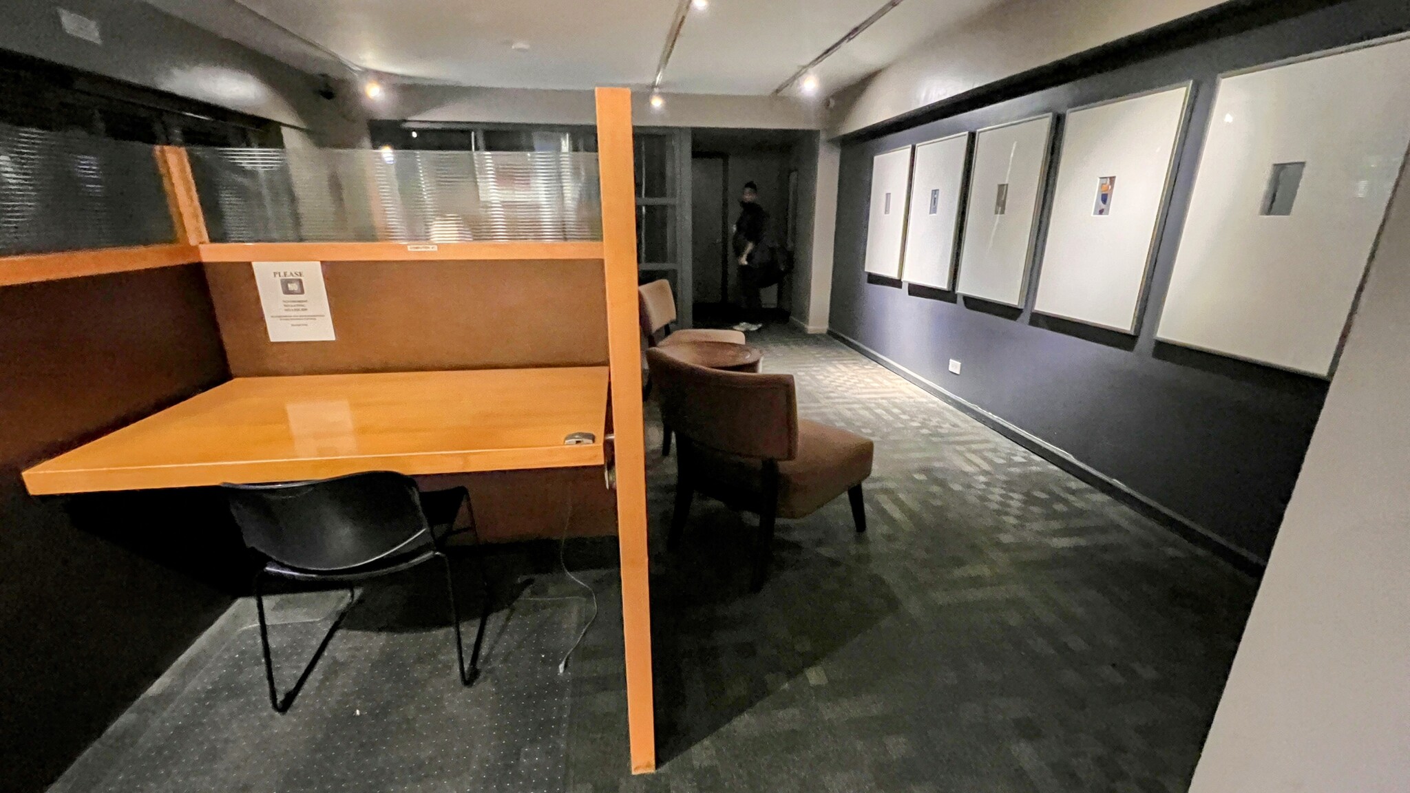 Business center_ remote work possibilities - 4960 N Marine Dr